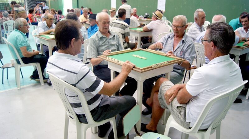 Secretaria de Saúde e Assistência Social tem 357 idosos cadastrados nos grupos