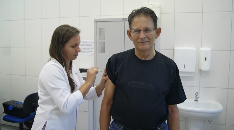 José Militão Coelho foi atendido nesta terça-feira (18) pela técnica de enfermagem Mariana Borba
